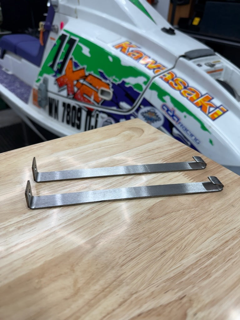 Kawasaki JS550 Oversized Fuel Tank Strap Brackets