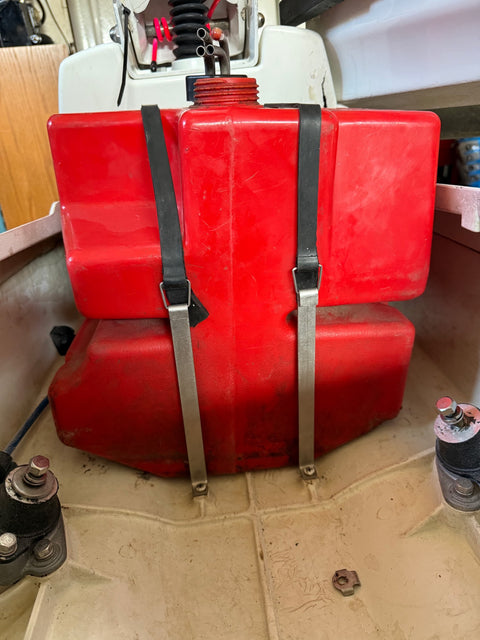 Kawasaki JS550 Oversized Fuel Tank Strap Brackets