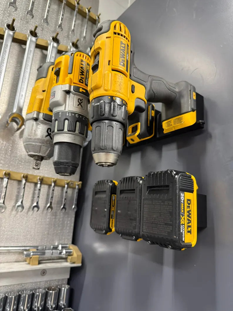 Magnetic DeWalt 20V Tool Holder | Hanger